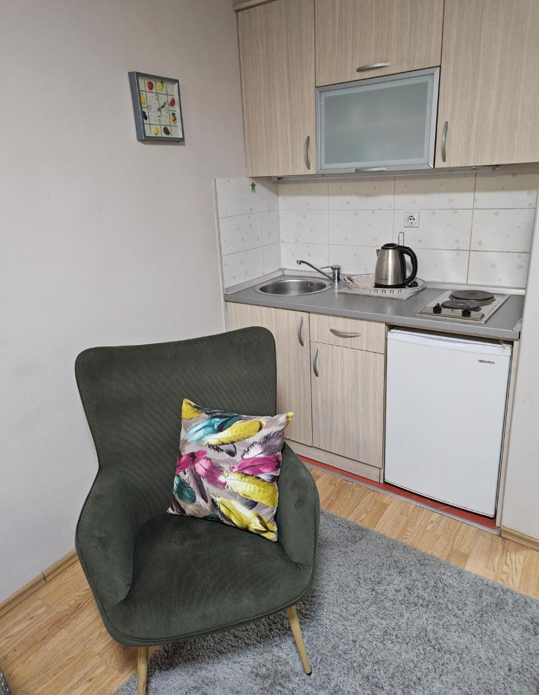Aleksandra Apartment